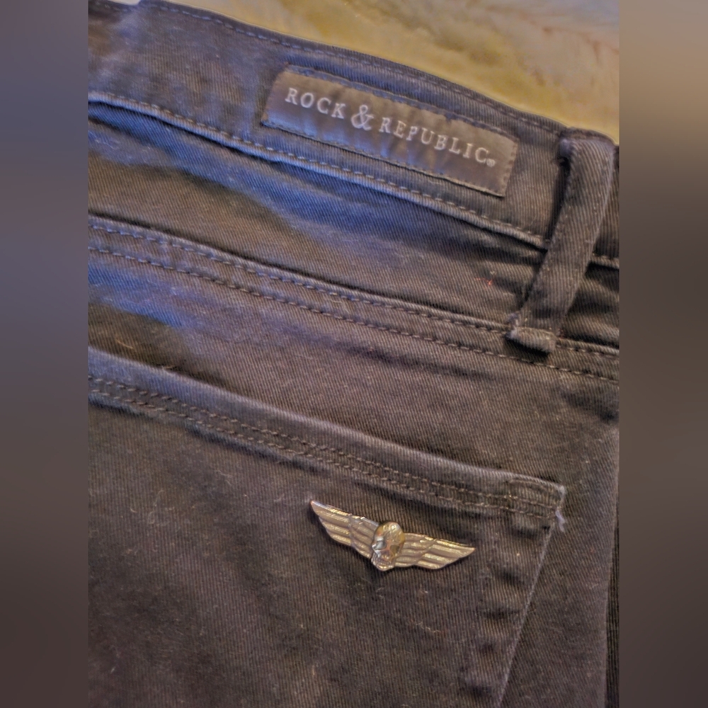 Rock & Republic Jeans - Picture 3 of 8